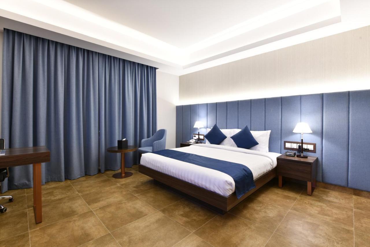 فندق Juffair Boulevard & 4*
